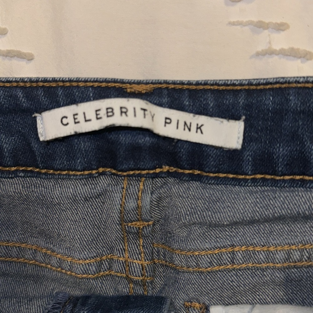 EUC Celebrity Pink Distressed Jean Shorts 3/26 Cuffed Hem Stretchy 3" inseam - Picture 2 of 5